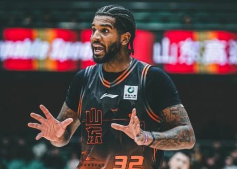 世界赛队伍-大发神威，山东外援克里斯20中15爆砍42分13板5助2断1帽